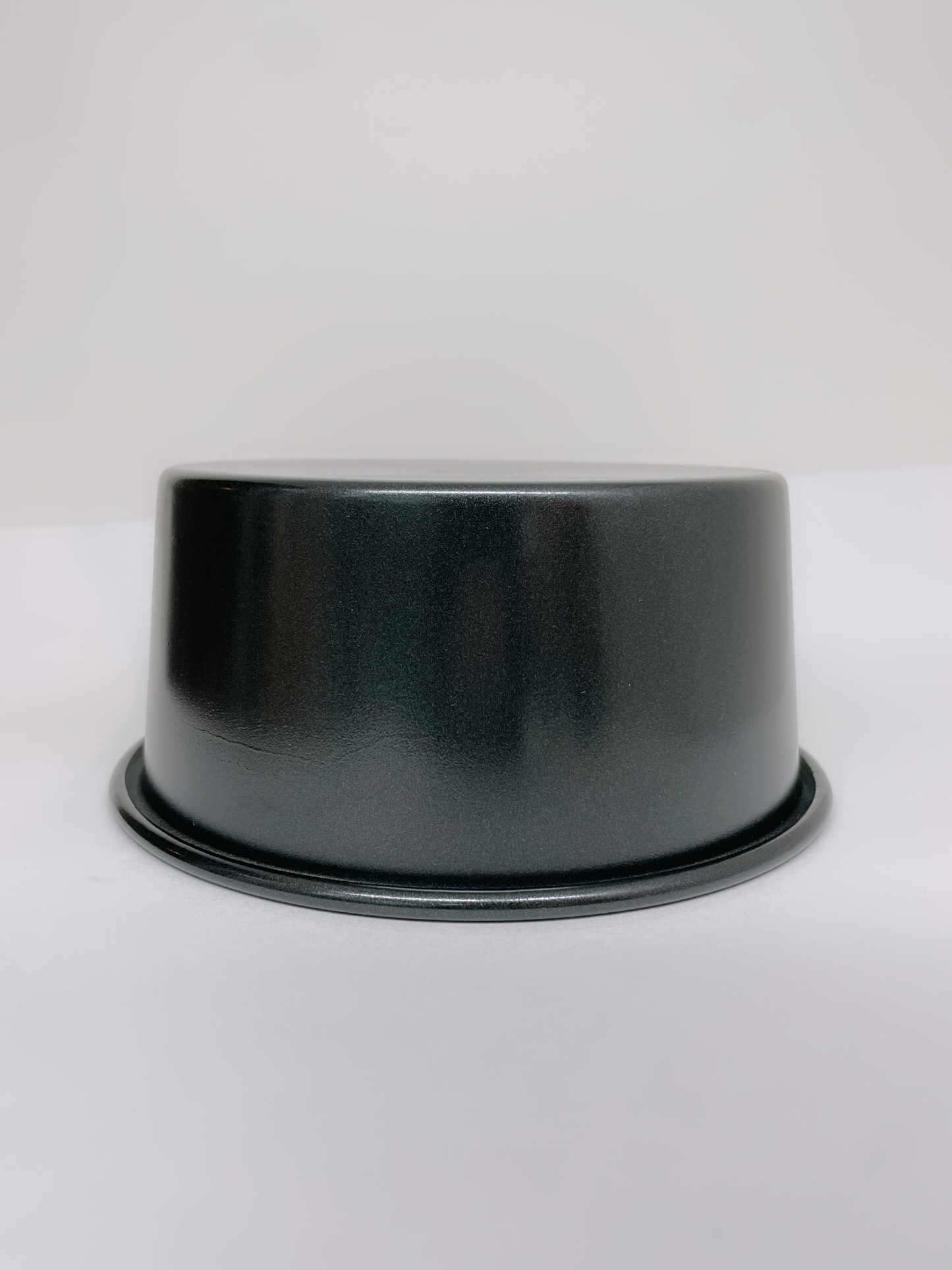 6 round non-stick cake molds